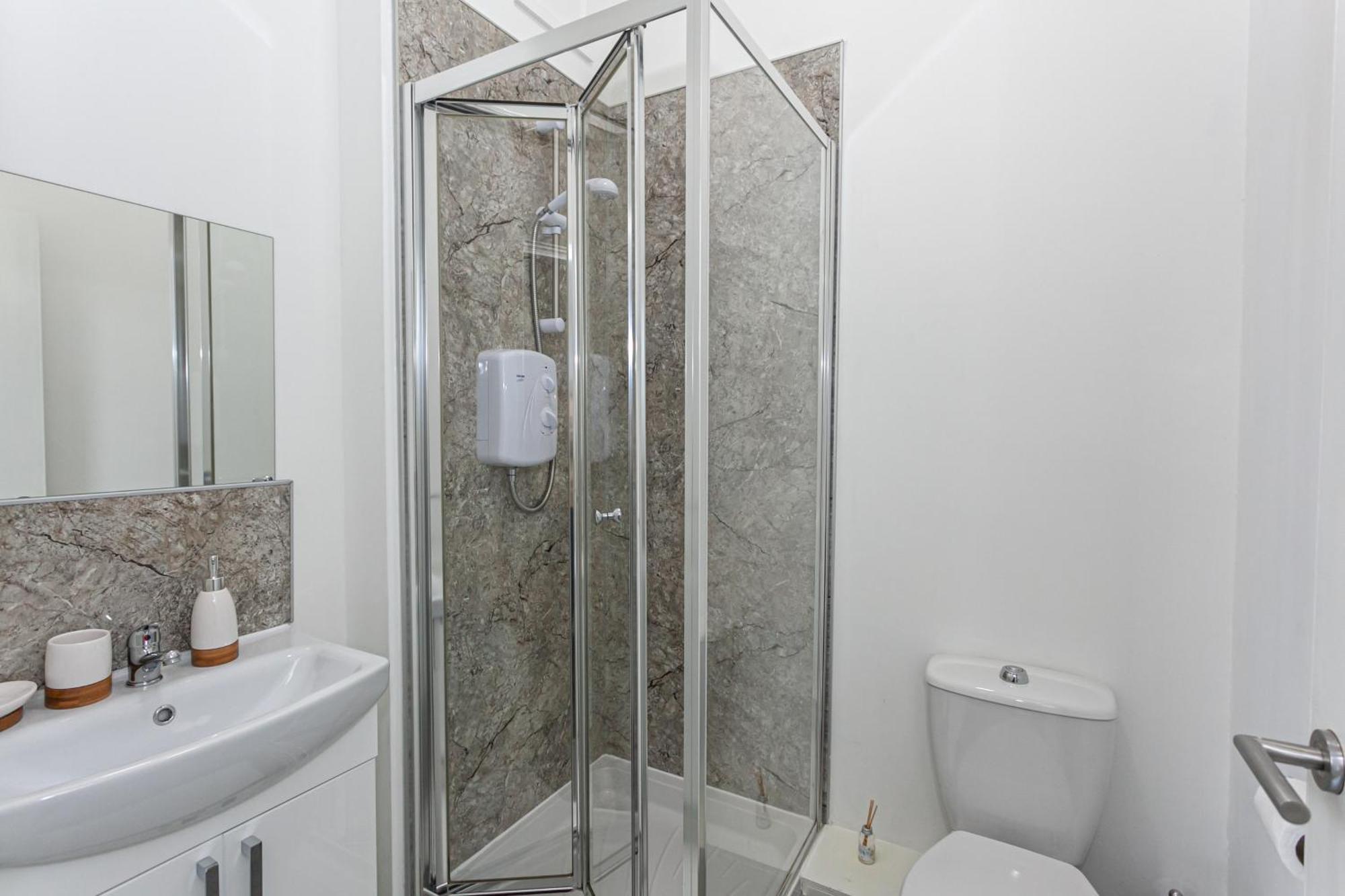 Studio Stay City Haven Preston Престън Екстериор снимка